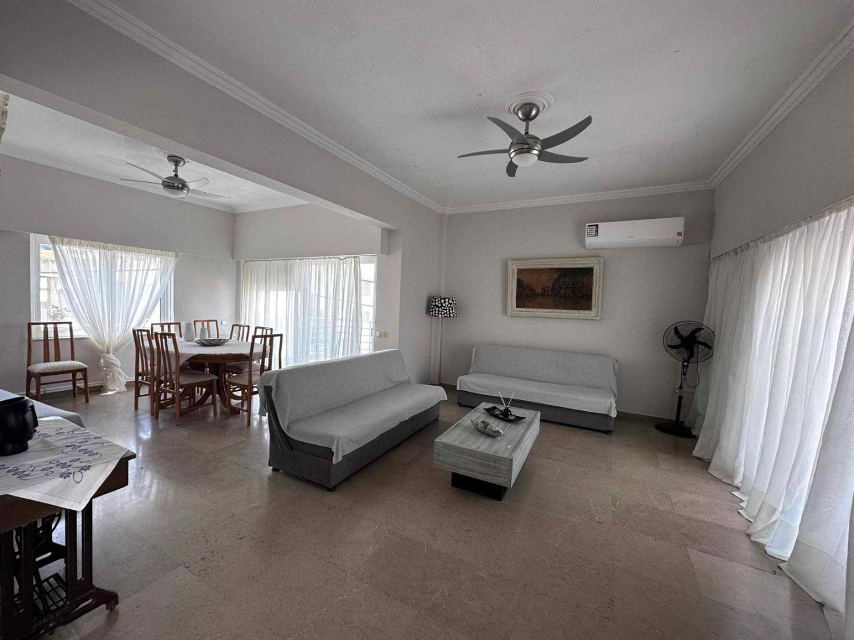 Beach Front Apartment Nea Palatia Exterior foto