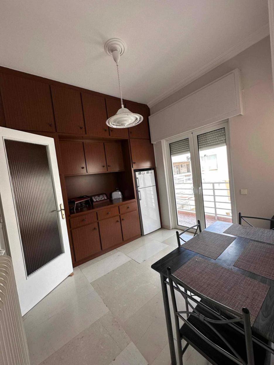 Beach Front Apartment Nea Palatia Exterior foto